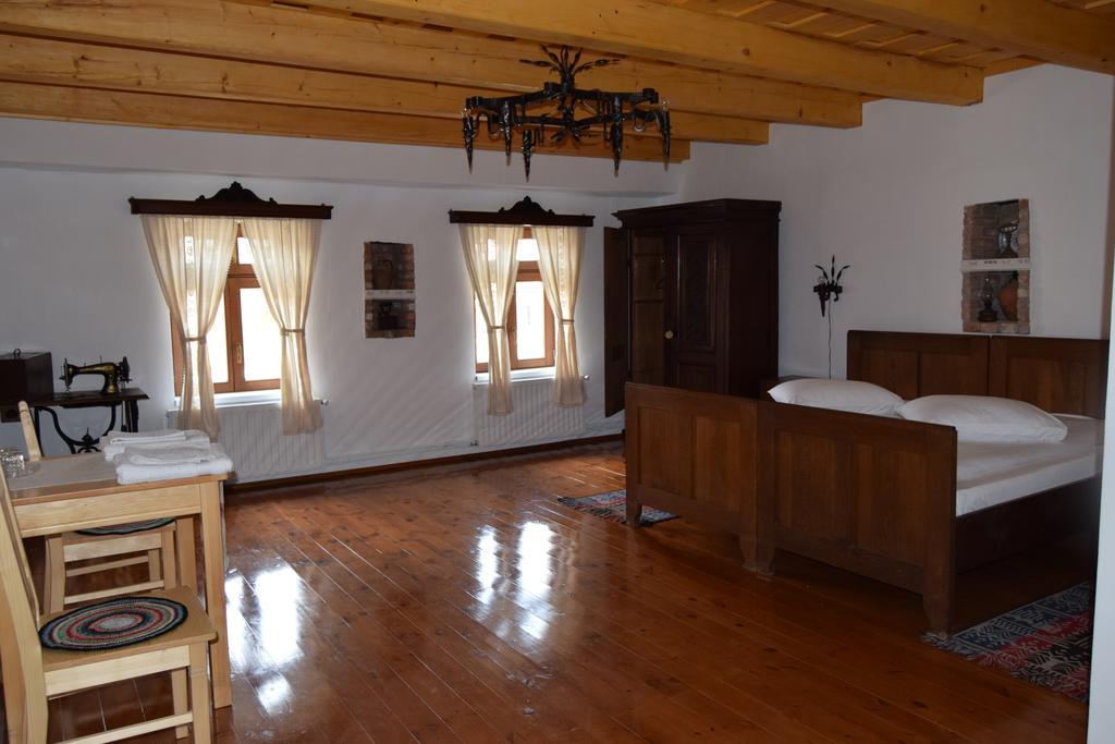 Casa Saseasca Villa Saschiz ภายนอก รูปภาพ